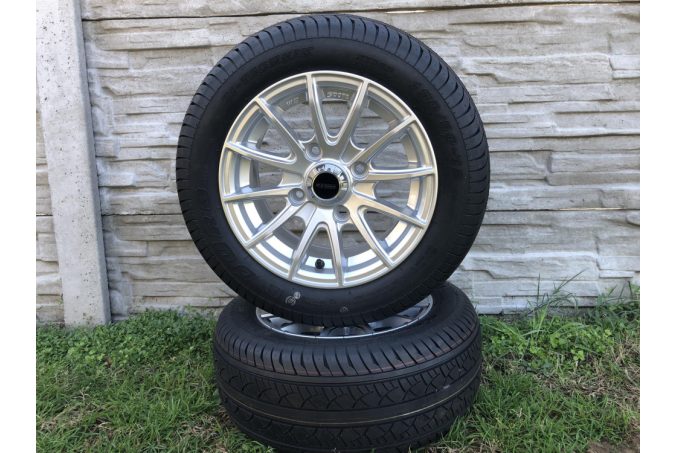 Golfkocsi alufelni és gumiabroncs (DURO 190/50 R12 6PR)