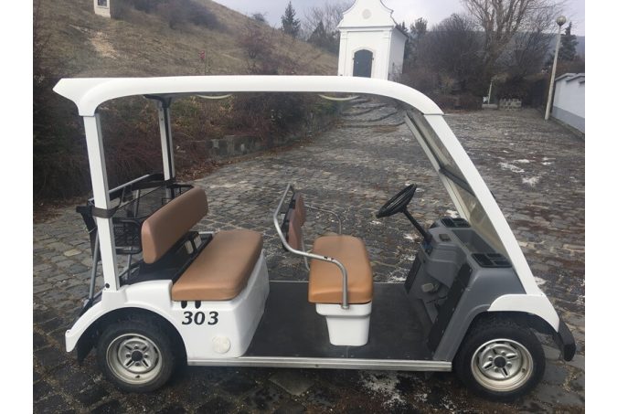 YAMAHA G31E, 5 személyes golfkocsi, fehér