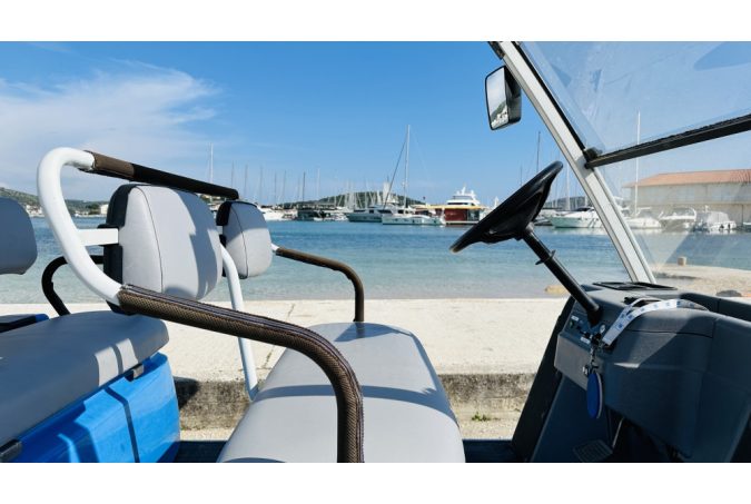 Yamaha G31E, 5 személyes, teljesen felújított golfkocsi, sötétkék