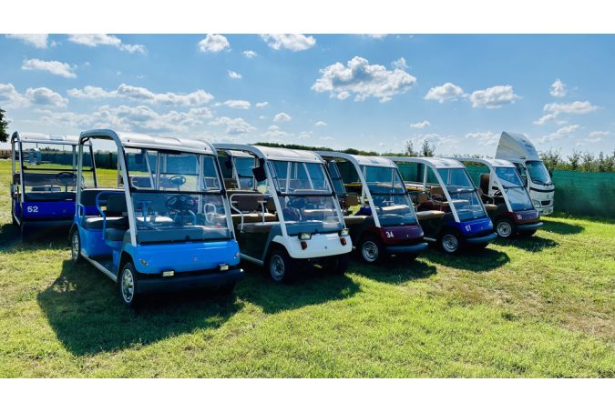 5-person Standard golf cart rental (monthly rental), burgundy