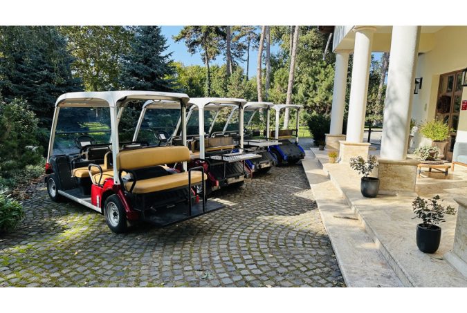 Custom YAMAHA G30E, 5 seater golf cart configurator in excellent condition, dark blue