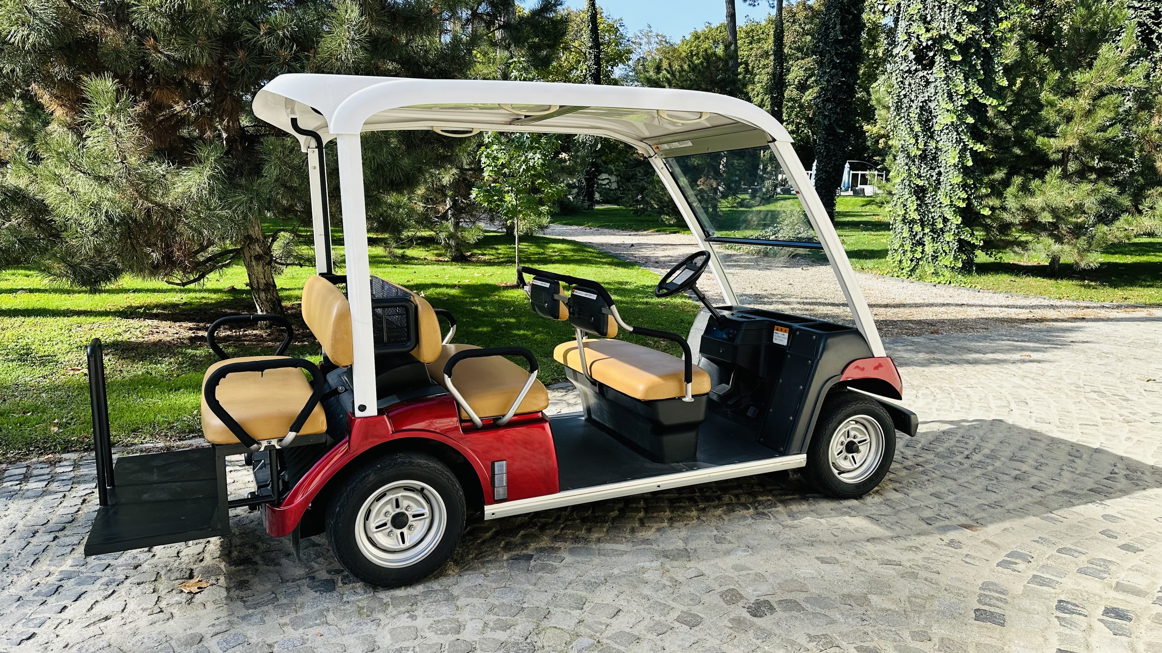 Holiday with Yamaha Electric Golf Cart: Comfort and Experience